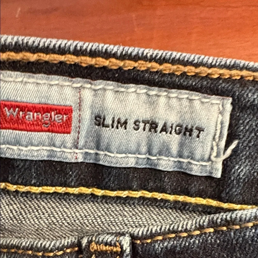 Wrangler Men's Dark Blue Slim Straight Jeans 36/32
